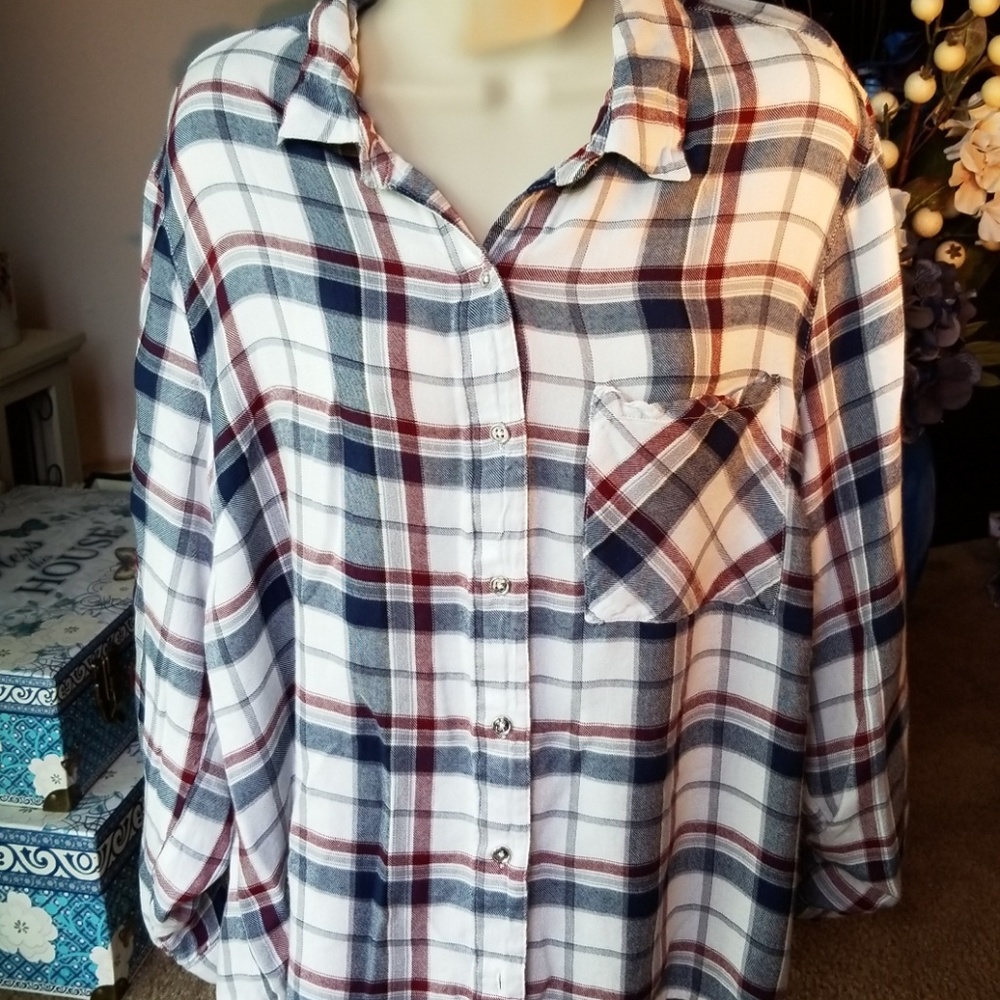 Plaid top